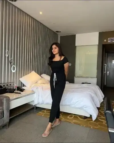 Peesangan Call Girl Service